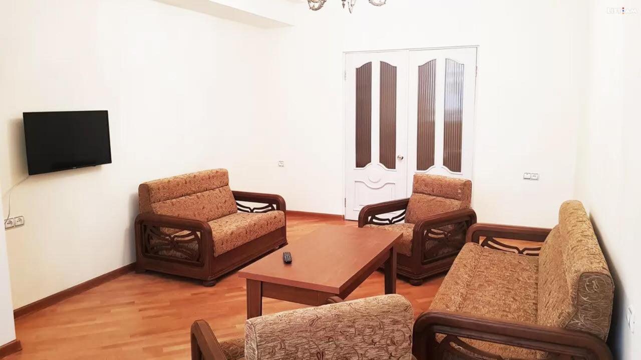 Apartments Erivan Exterior foto